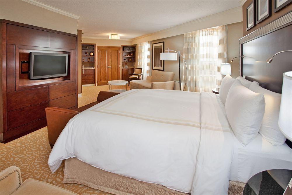 The Lincoln Marriott Cornhusker Hotel Bagian luar foto