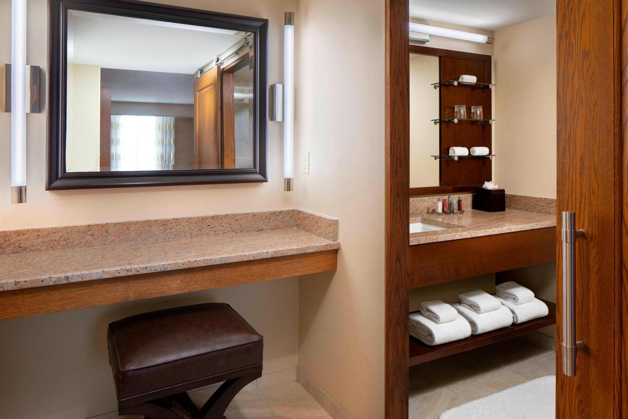 The Lincoln Marriott Cornhusker Hotel Bagian luar foto