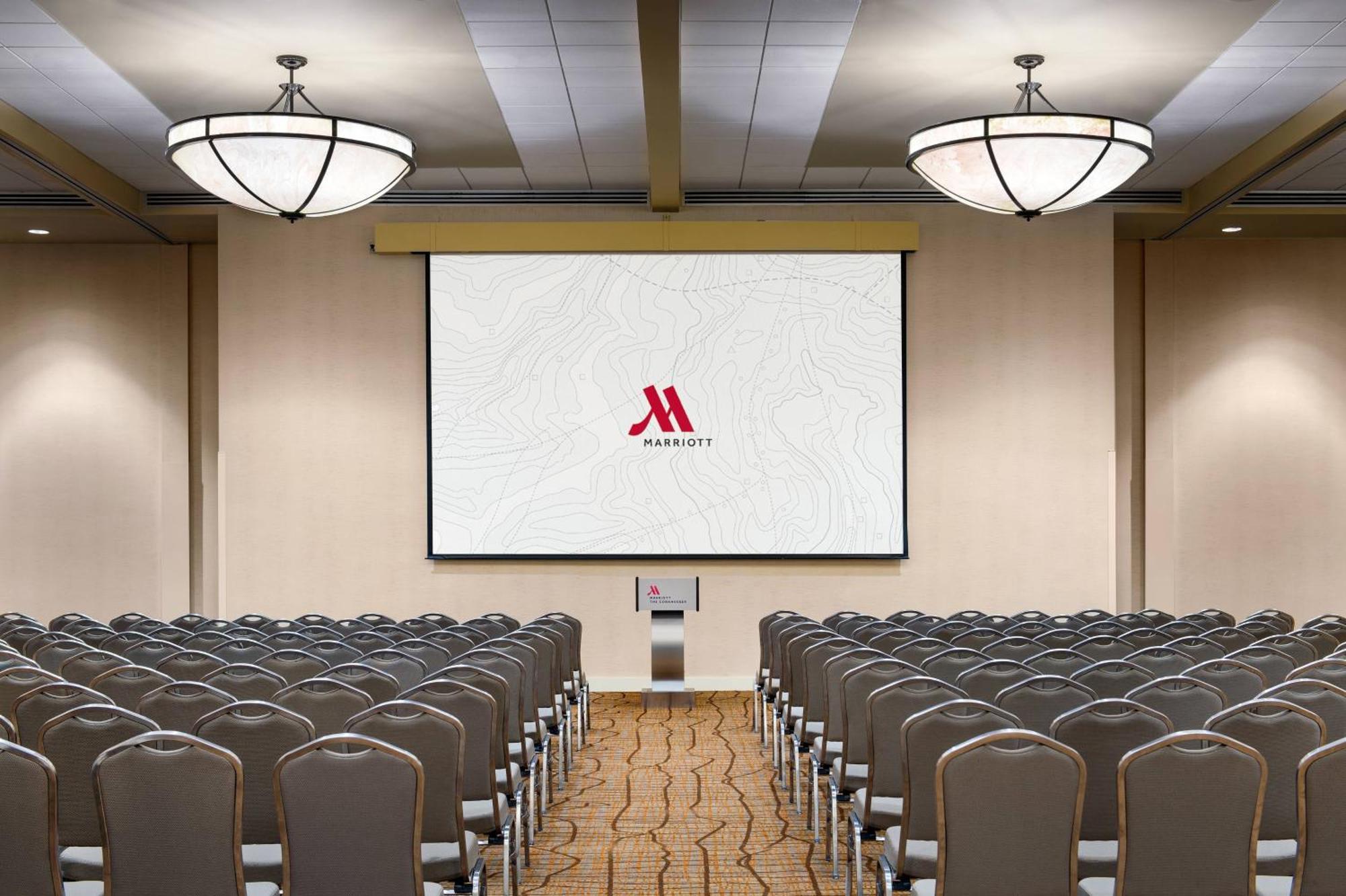 The Lincoln Marriott Cornhusker Hotel Bagian luar foto