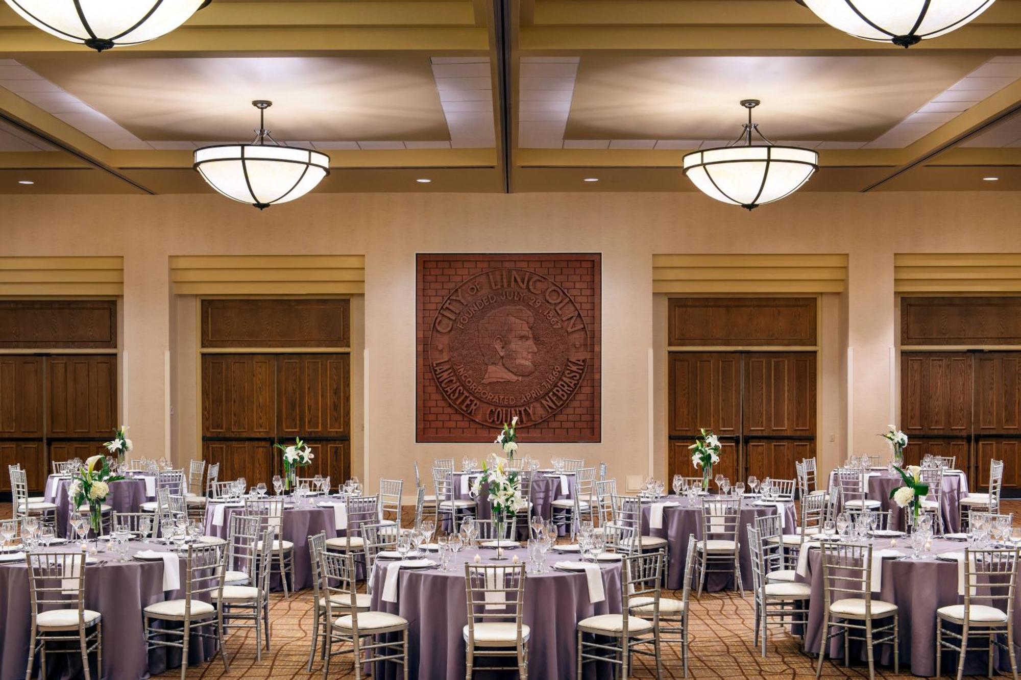 The Lincoln Marriott Cornhusker Hotel Bagian luar foto